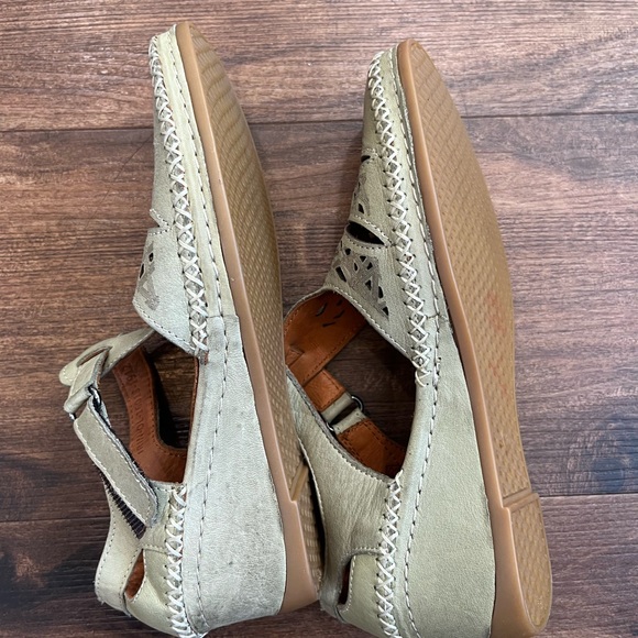 Spring step shoes - Picture 5 of 14